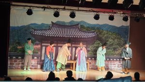 ▲사진=극단 일점오 공연 모습ⓒ강남 소비자저널